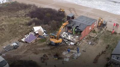 Demolition of Hemsby chalet