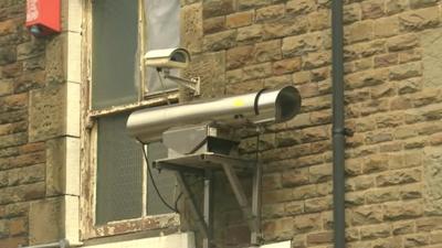 Cameras to detect pollution