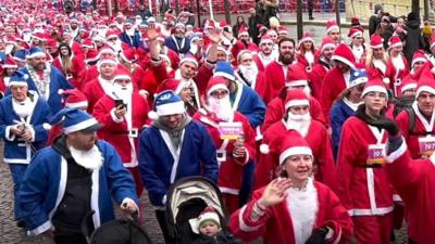 Santa Dash participants