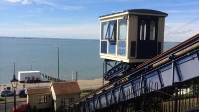 Southend cliff lift