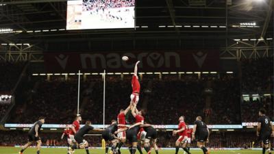 Adam Beard jumps at a Wales line out under the Principality Stadium roof