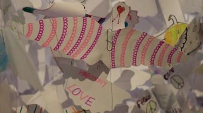 The decorated paper doves