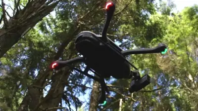 GoPro Karma drone: Hands on with the foldable quadcopter - BBC News