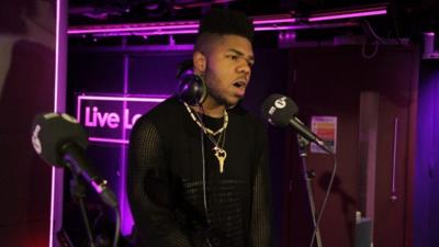 Singer MNEK