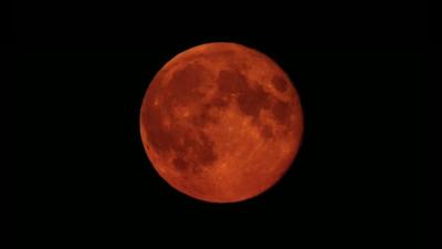 A red moon