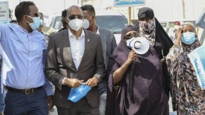 Protesters on an anti-government demonstration in Mogadishu