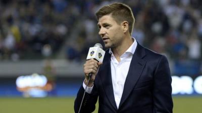 Steven Gerrard greets the Los Angeles crowd