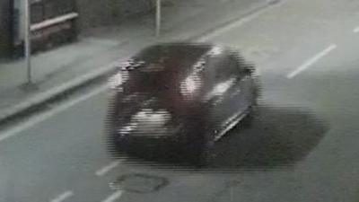 The Met Police are looking for the people in this car after two people were stabbed in Wandsworth.