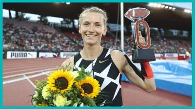 Anzhelika Sidorova celebrates