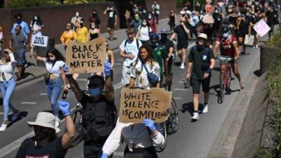 London protesters