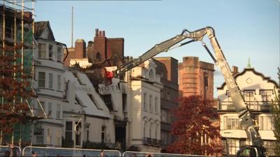 Demolition of Royal Clarence Hotel