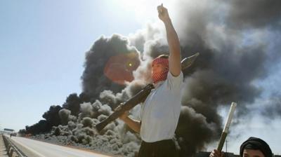 Man in Falluja with rocket launcher