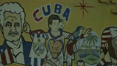 Mural reading Cuba