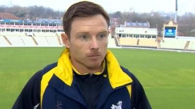 Warwickshire captain Ian Bell