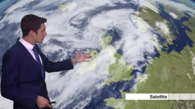 Presenter weather forecast