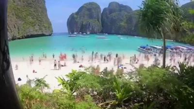 Timelapse showing Maya Bay before and after its closure