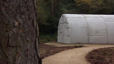 Nissen hut