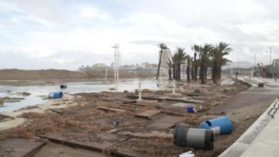 Storm Gloria batters Valencia beach