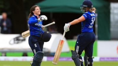 Tammy Beaumont and Lauren Winfield