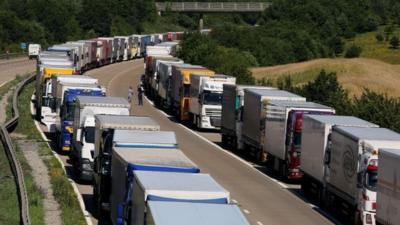 Lorries queuing in Operation Stack