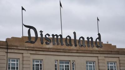 Dismaland sign