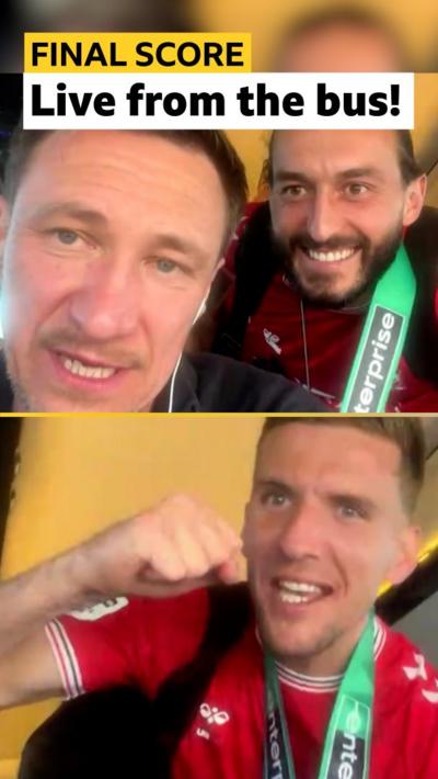 Stuart Maynard and the York City players on the team bus