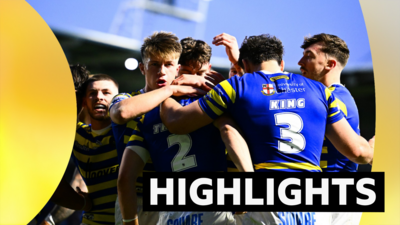 Warrington celebrate against Wigan Warriors