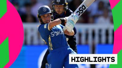 Melie Kerr hits another boundary
