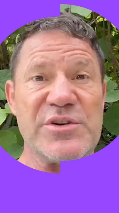 Steve Backshall in a vertical thumbnail