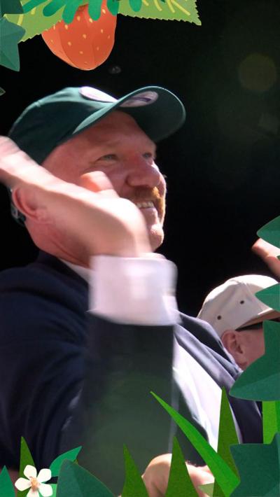 Dancing Wimbledon fan