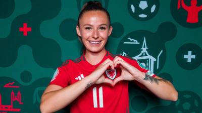 Wales forward Hannah Cain