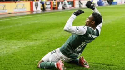 Klidje celebrates at Pittodrie