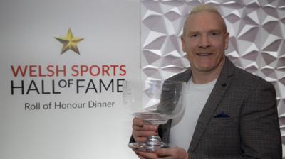 Iwan Thomas