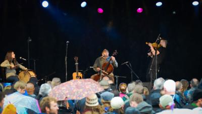 Family band Kapela Maliszow on stage