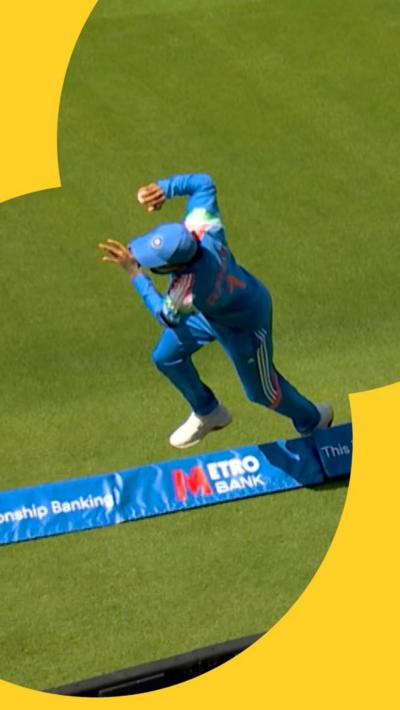 KL Rahul falling over the boundary