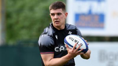 Joe Hawkins training with Wales