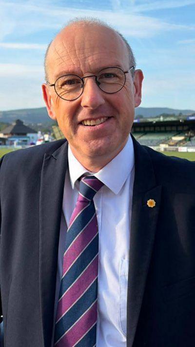 Llyr Gruffydd