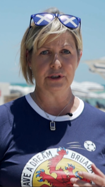 Anna NicLeòid