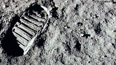 Footprint from an astronaut on the surface of the moon 