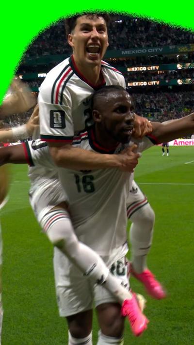  Julián Quiñones and Roberto Alvarado celebrating after the goal