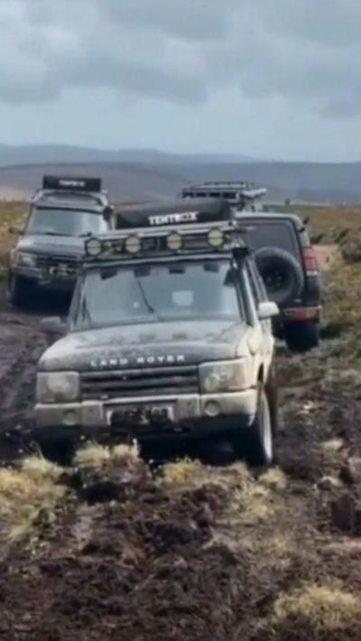 4x4