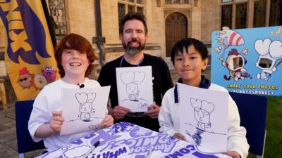 Kids Eli and Stephen with author Jamie Smart