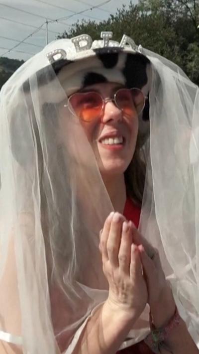 Woman wearing a veil and bride tiara 