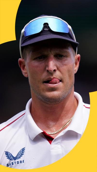 Brydon Carse playing cricket for England