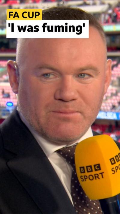 Wayne Rooney recounts an awkward phone call from pep Guardiola