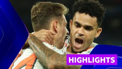 Luis Diaz celebraiting