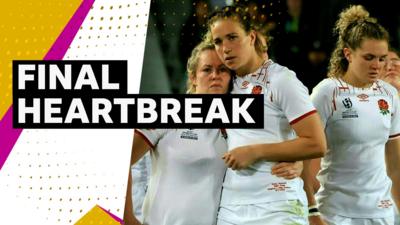 England players look disconsolate