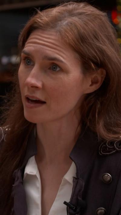 Woman with auburn hair 