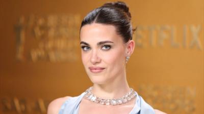 Genevieve Chenneour at the 31st Screen Actors Guild Awards held at Shrine Auditorium and Expo Hall in LA
