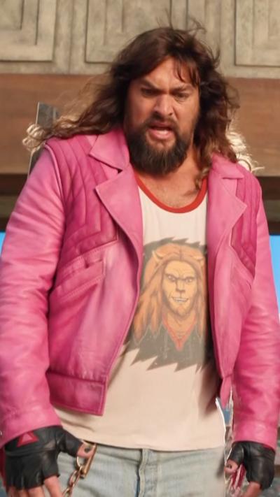 Jason Momoa in the Minecraft Movie.